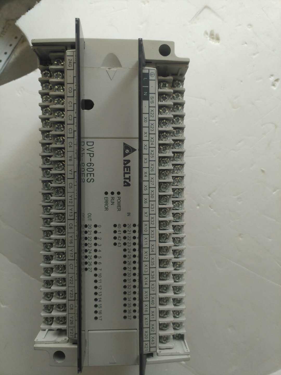 台达plc dvp60es00r2 功能完好9成新