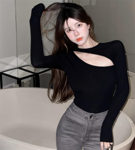 新款 黑色打底衫 修身 T恤大码 辣妹性感长袖 露肩上衣设计感小众秋季