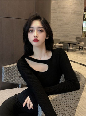 黑色上衣设计感小众别致修身女秋冬季内搭2025长袖t恤锁骨打底衫