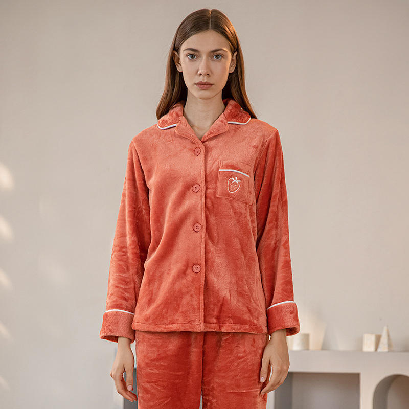 秋鹿情侣法兰绒睡衣新品折扣