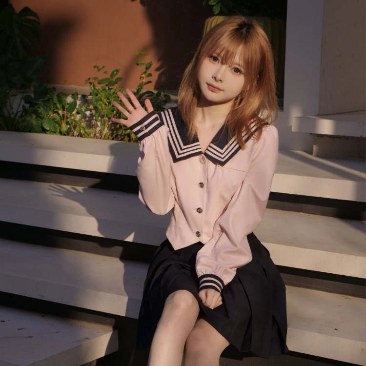 cosmepro短款水手服显瘦高腰学院