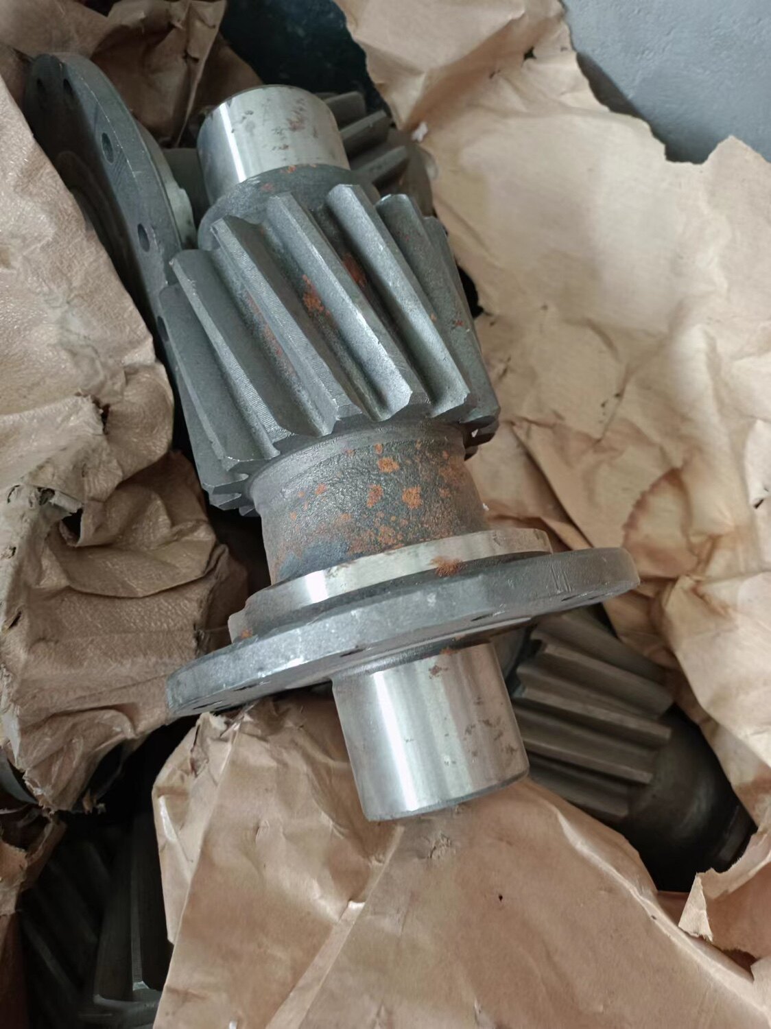 解放141/差速器/拨丝机/榨油机/搅拌机/主动轮/齿轮/15齿