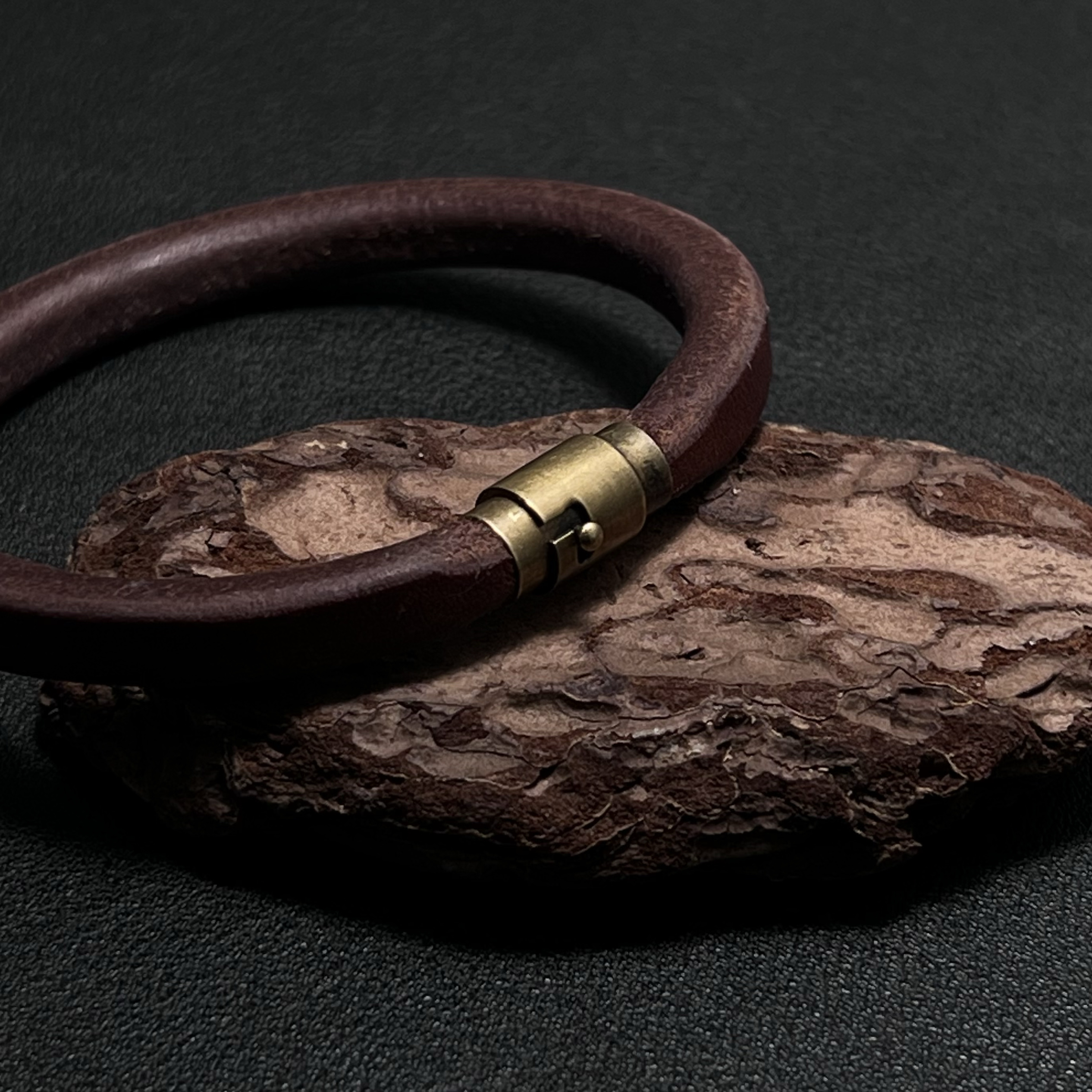 小周手作铜吸扣皮手环情侣手镯