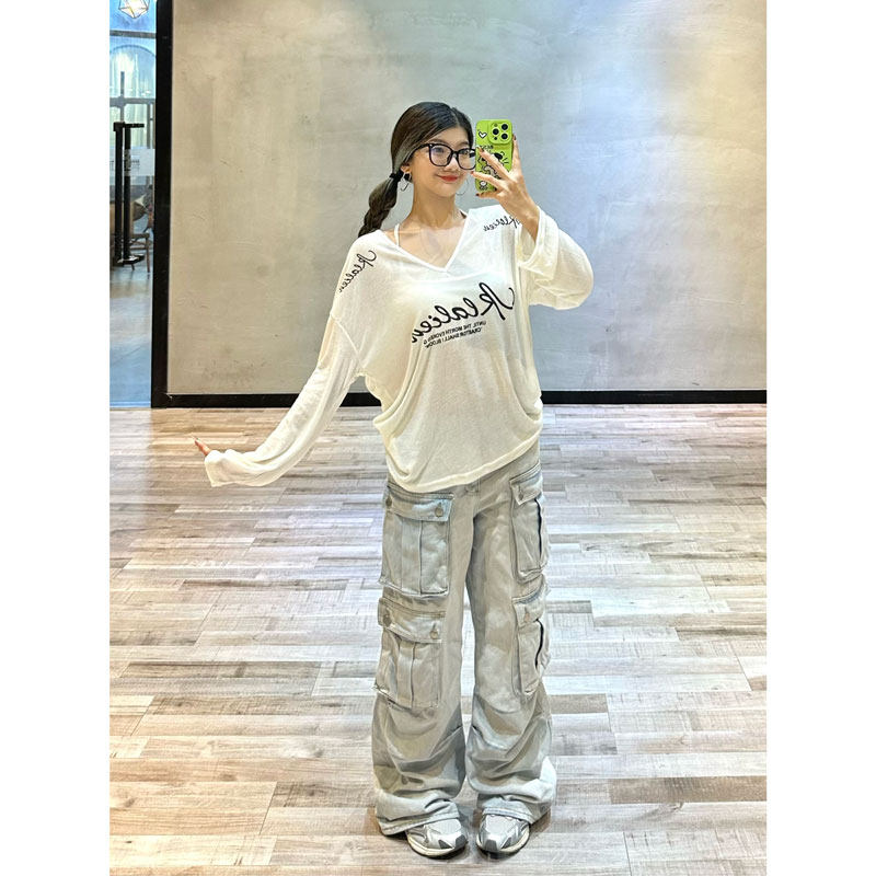 美美的废物 慵懒风字母印花长袖T恤宽松V领休闲跳舞上衣防晒罩衫