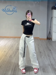 美美的废物 兔子印花短袖T恤美式辣妹修身显瘦跳舞上衣腰带工装裤