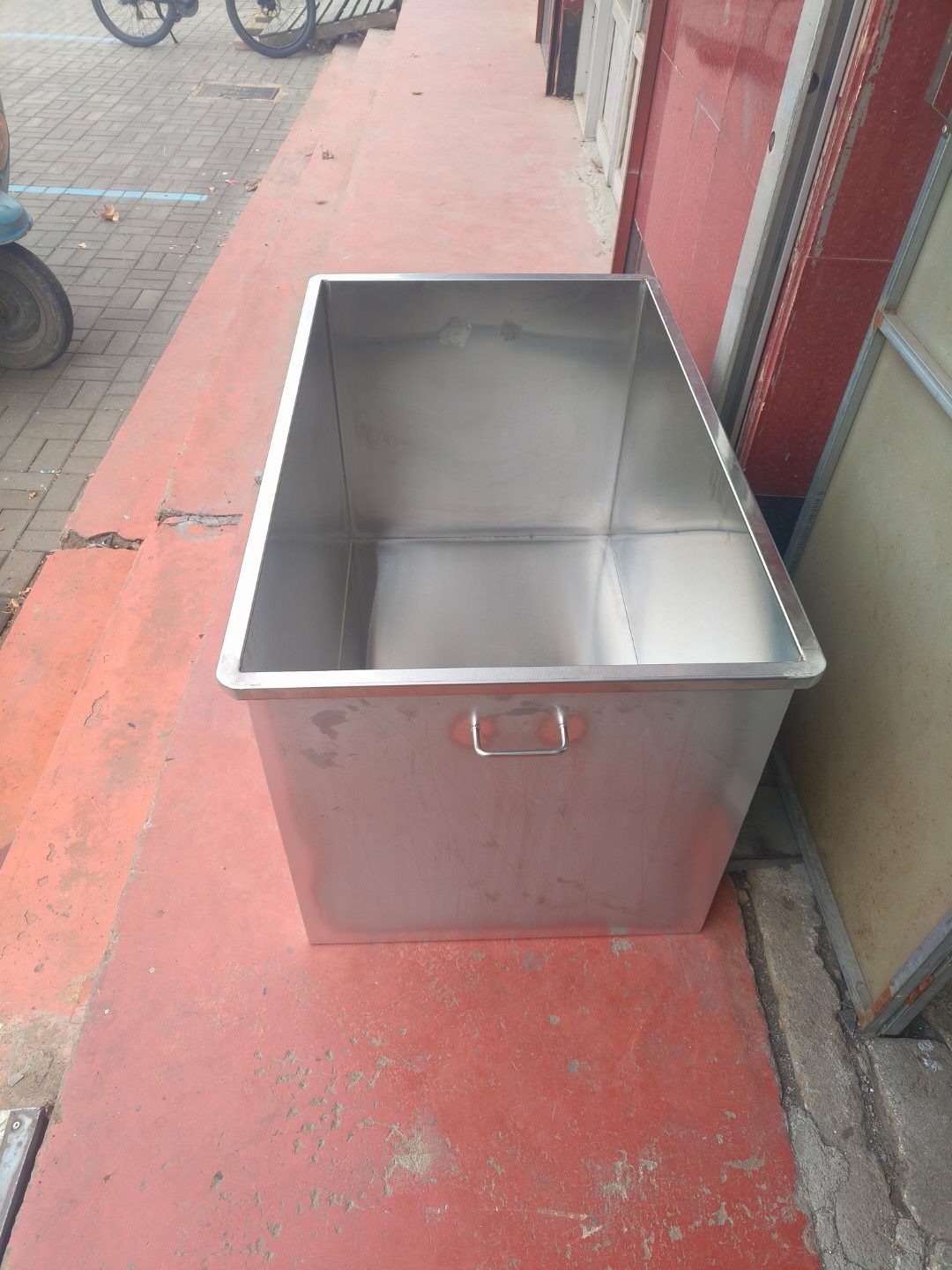 定制加厚不锈钢油炸锅水箱黄河大鲤鱼麻辣烫关东煮水槽油条炸串锅