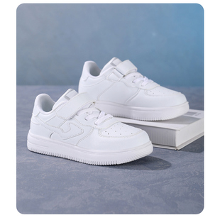 2026款皮面儿童运动鞋魔术贴软底小白鞋防滑耐磨校园风板鞋轻便鞋