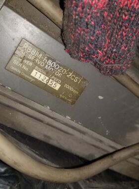 议价R88M-R80020-2CS1 电机