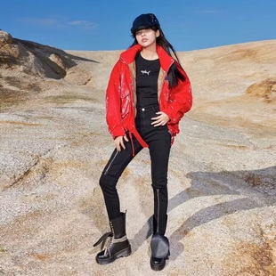 拓谷2025秋冬新款专柜女美式工装风羽绒服刺绣立领短款夹克外套