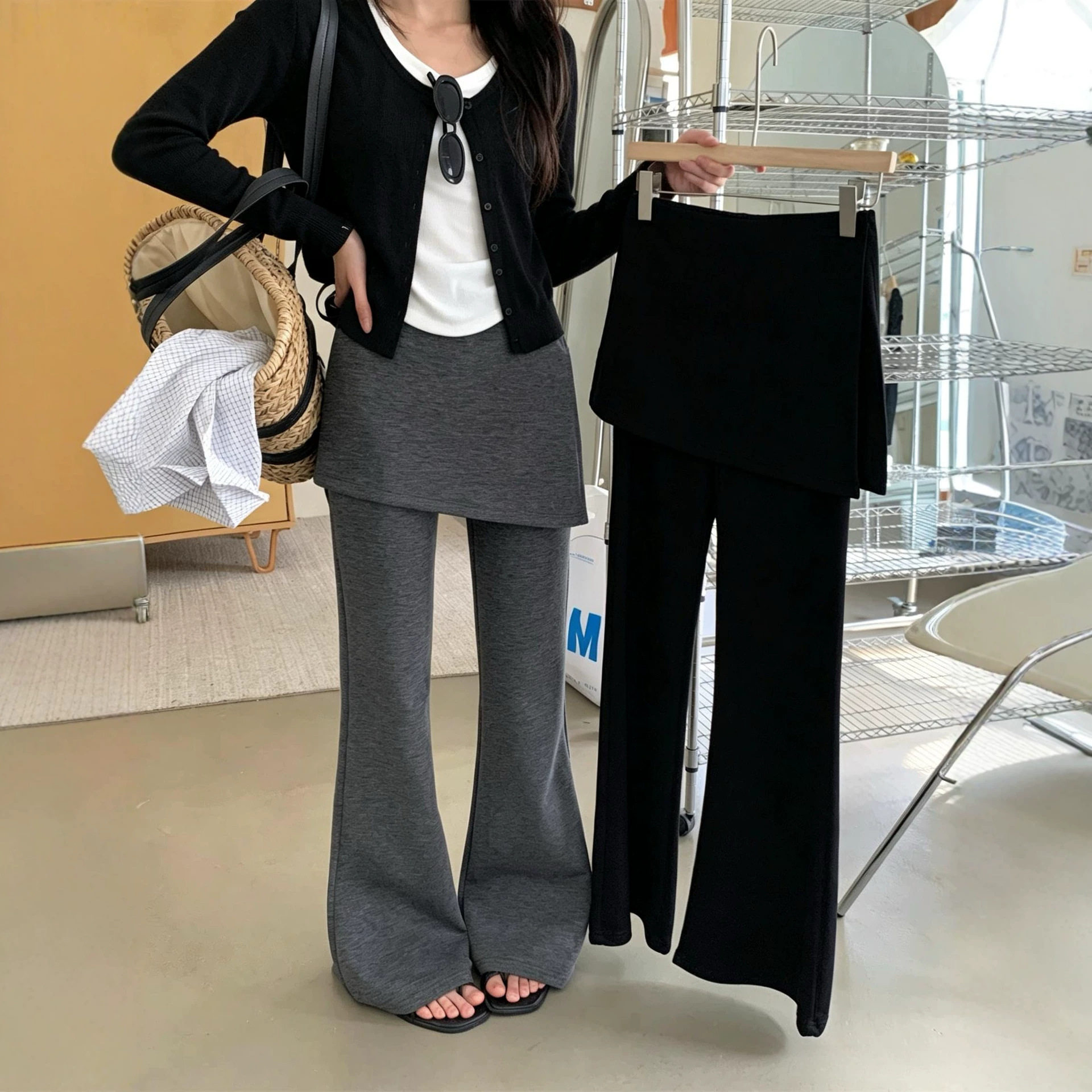 韩版chic假两件屁帘微喇裤女秋季2026新款高腰修身显瘦休闲喇叭裤