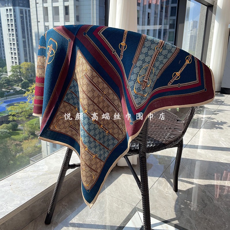 复古老钱风双面同色真丝羊毛围巾