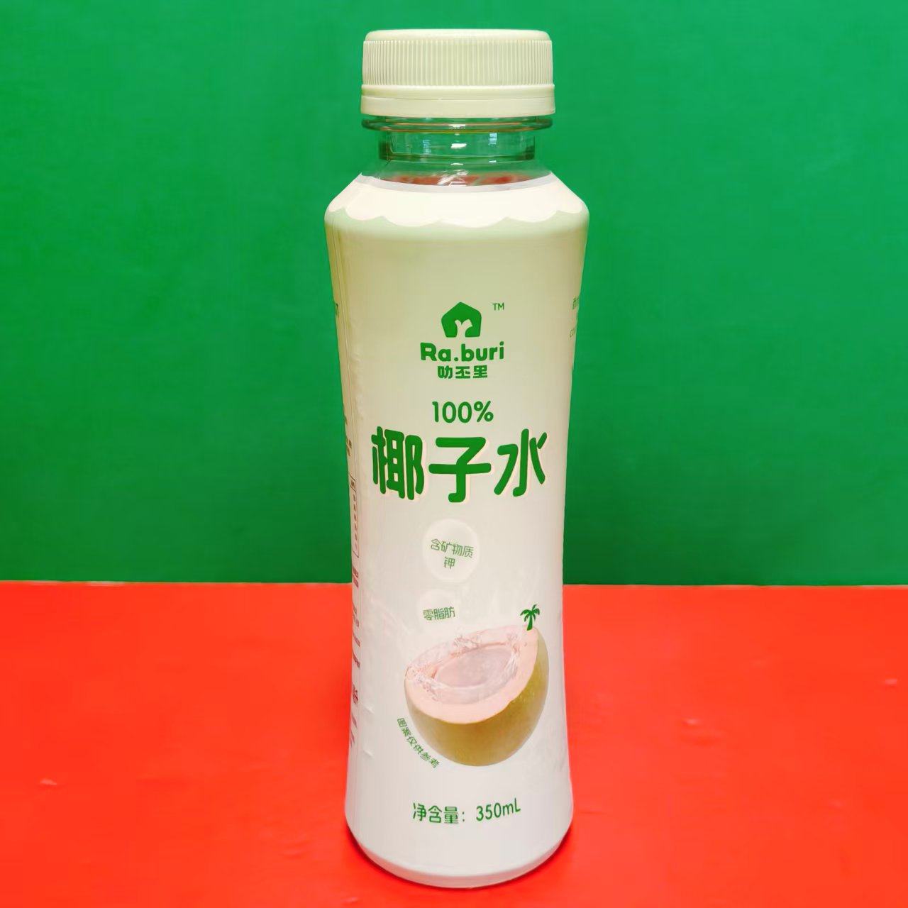 临期特价 叻丕里泰国香水椰椰子水350ml瓶装办公休闲饮品果汁饮料,咖啡/麦片/冲饮,椰汁水/椰汁/椰奶,淘宝优惠券,粉丝福利购,淘宝优惠卷