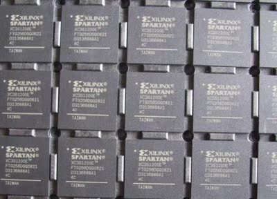 LCMX02-4000HC-4FTG256C LCMXO2-4000HC-4FTG256C 全新 BGA256