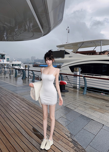 Eva君君酱纯欲蕾丝花边skims吊带包臀连衣裙女修身弹力显瘦短裙韩