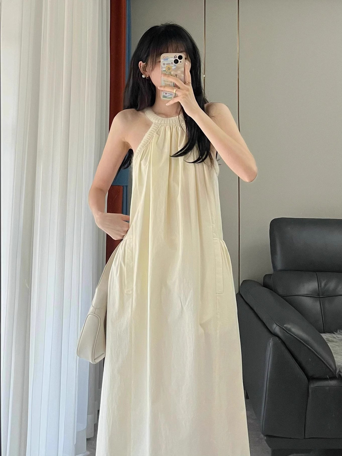 THIN MORE碎褶连衣裙女夏季法式高级设计感小众挂脖吊带长裙