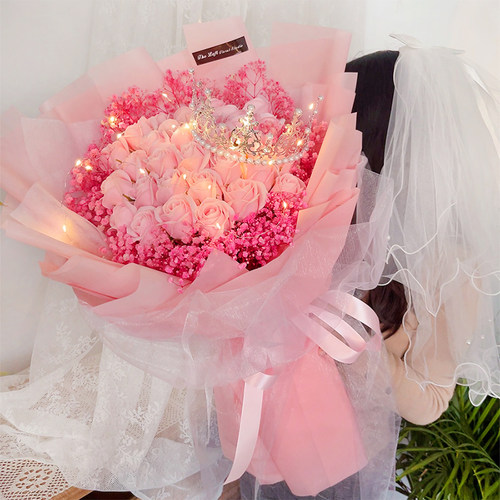 玫瑰康乃馨大花束香皂花永生花满天星送女朋友女生妈妈母亲节礼物