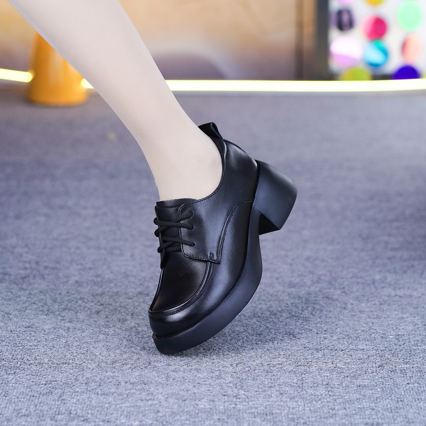 真皮粗跟单鞋女春季新款头层牛皮一体跟圆头系带软底软面深口单鞋,女鞋,深口单鞋,淘宝优惠券,粉丝福利购,淘宝优惠卷