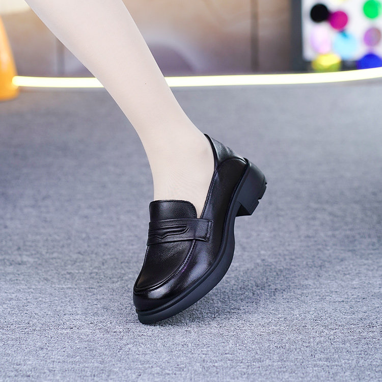 真皮粗跟单鞋女春秋新款纯牛皮一体跟软底软面一脚蹬圆头深口单鞋,女鞋,深口单鞋,淘宝优惠券,粉丝福利购,淘宝优惠卷