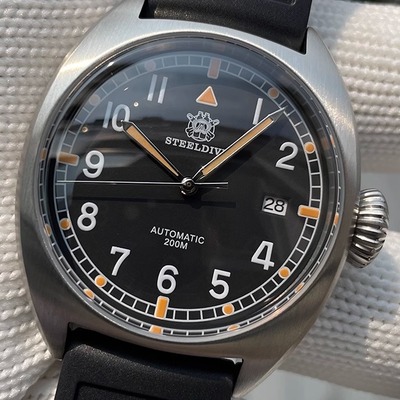 新复刻定制复古夜光200M防水飞行员机械男士潜水手表316L钢精表壳