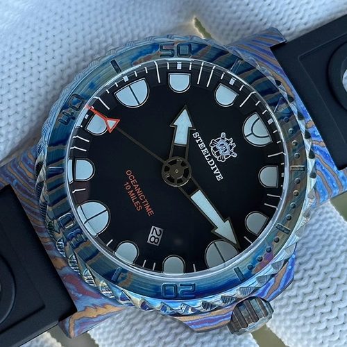 特厚重专业工程师10000M铜马壳深海潜水机械手表带日历强夜光男表