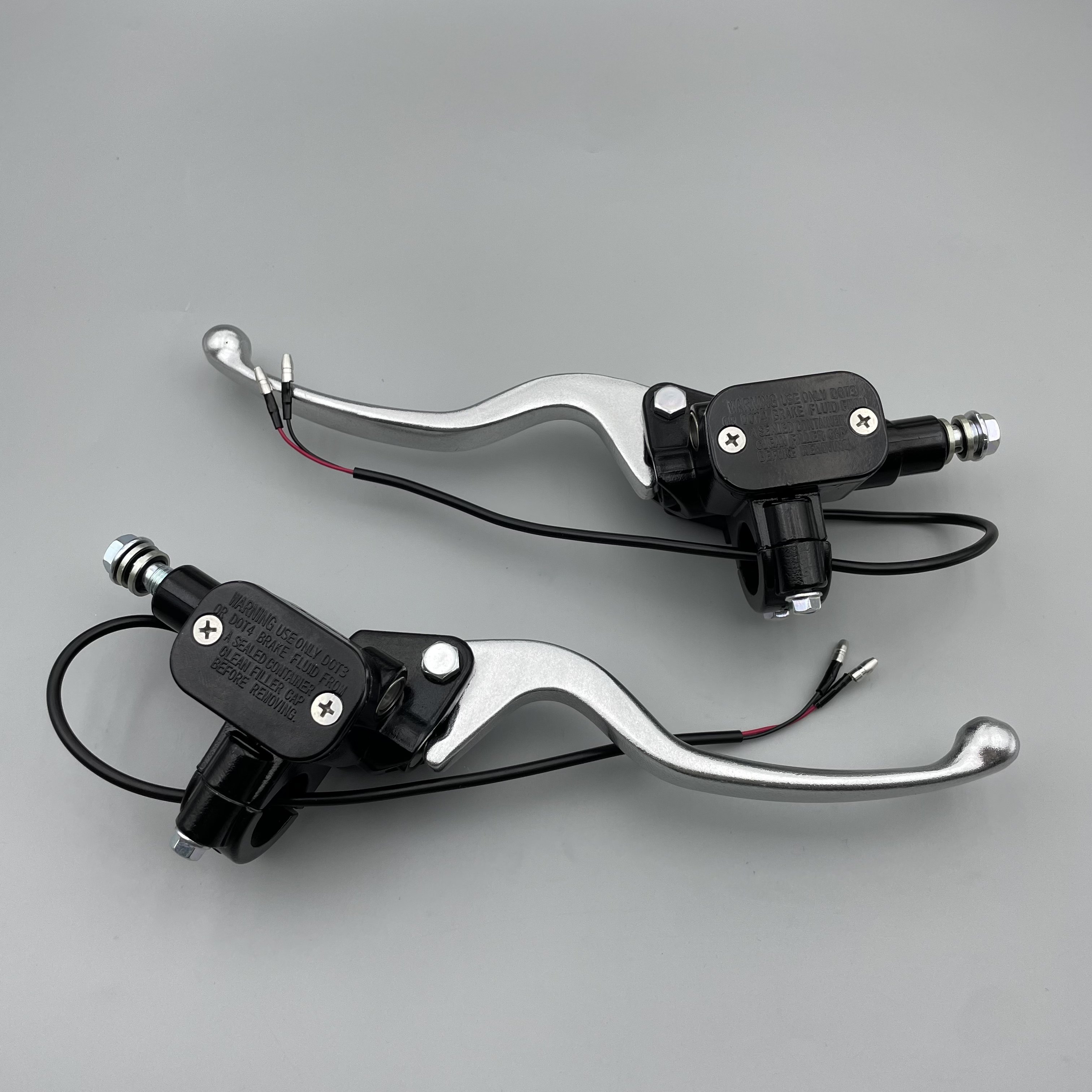 适用 南方摩托车蒙娜丽莎踏板车 梦拉漫卡复古手柄 碟刹车泵 上泵