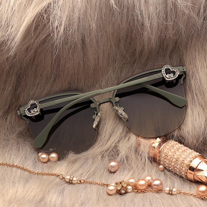 新款遮阳墨镜女潮高级感无框尼龙偏光太阳镜爱心镶钻防紫外线开车