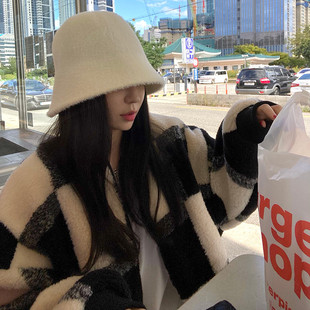 已出货 宽松立领格子棒球服羊羔毛外套女