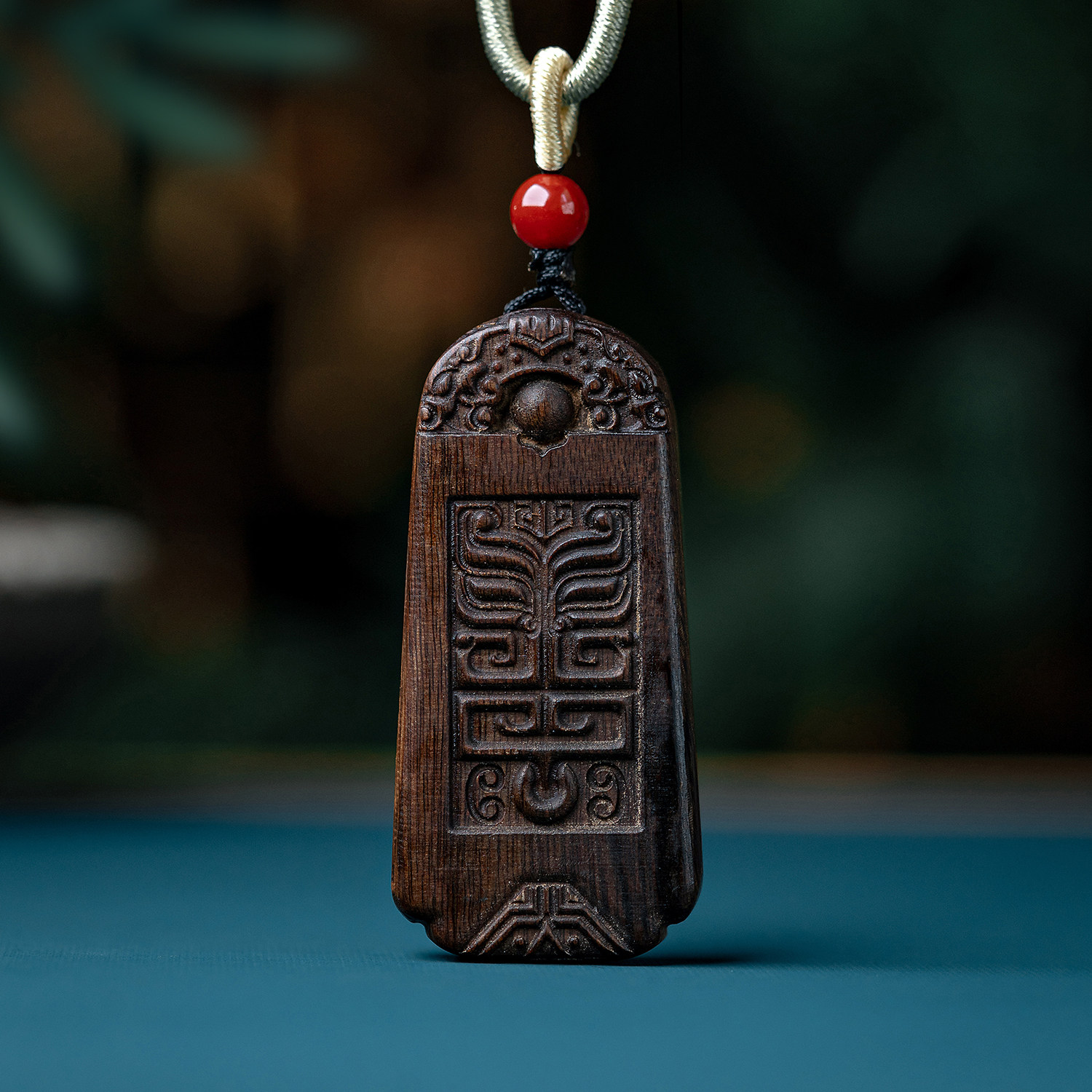 天然正品文莱沉香雕刻饕餮纹吊坠保真棋楠沉香瑞兽挂件女男士古风,饰品/流行首饰/时尚饰品新,沉香,淘宝优惠券,粉丝福利购,淘宝优惠卷