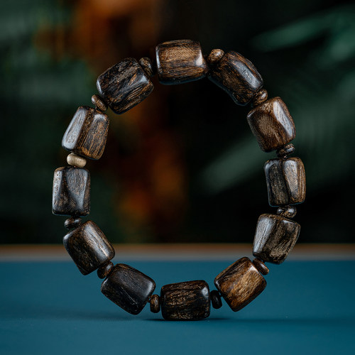 文莱黑奇楠沉香手串随形老料