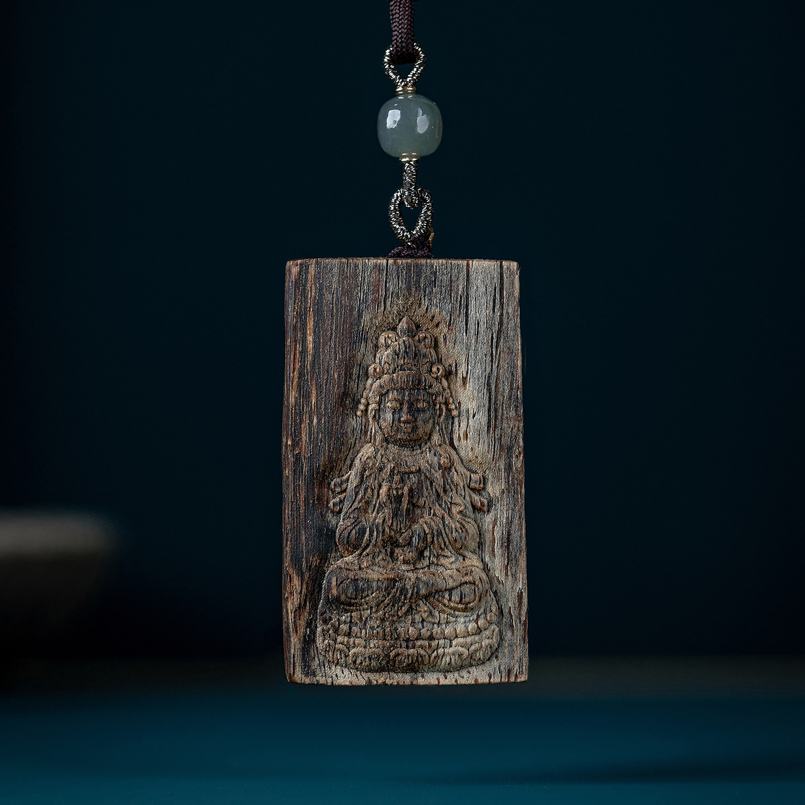 天然印尼马泥涝沉香雕刻观音吊坠沉水级老料木质佛牌文玩挂件保真