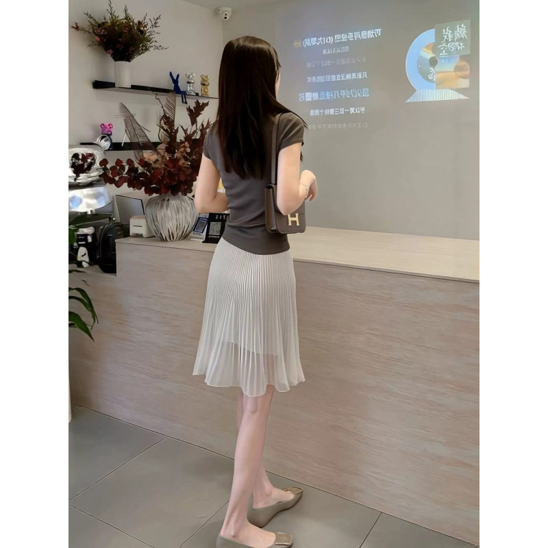 小个子气质优雅短袖上衣百褶半身裙两件套女夏季通勤显瘦穿搭套装