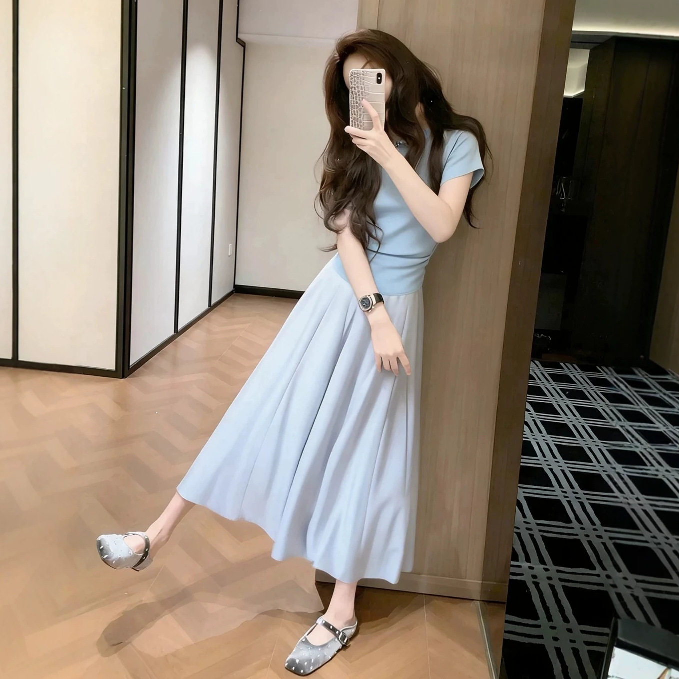 2026年新款淡人高知穿搭一整套初夏绝美小个子休闲裙子两件套装女