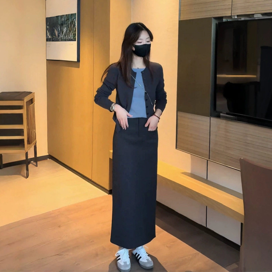 女装穿搭一整套设计感时尚假两件针织衫高腰半身裙套装两件套洋气
