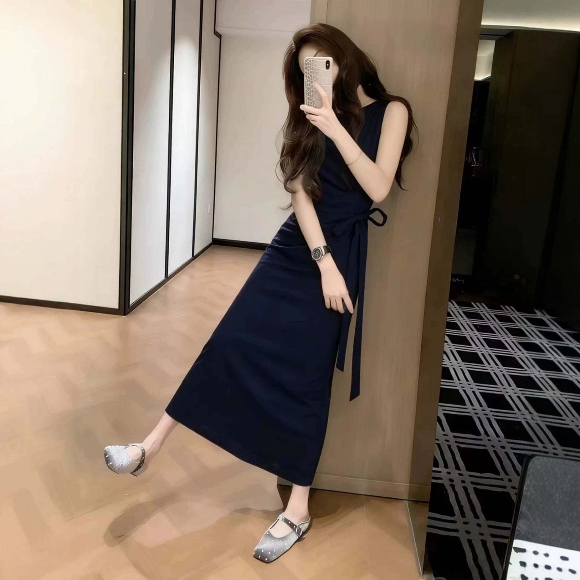 通勤气质设计感显瘦系带连衣裙女百搭收腰背心裙夏季显瘦长裙子