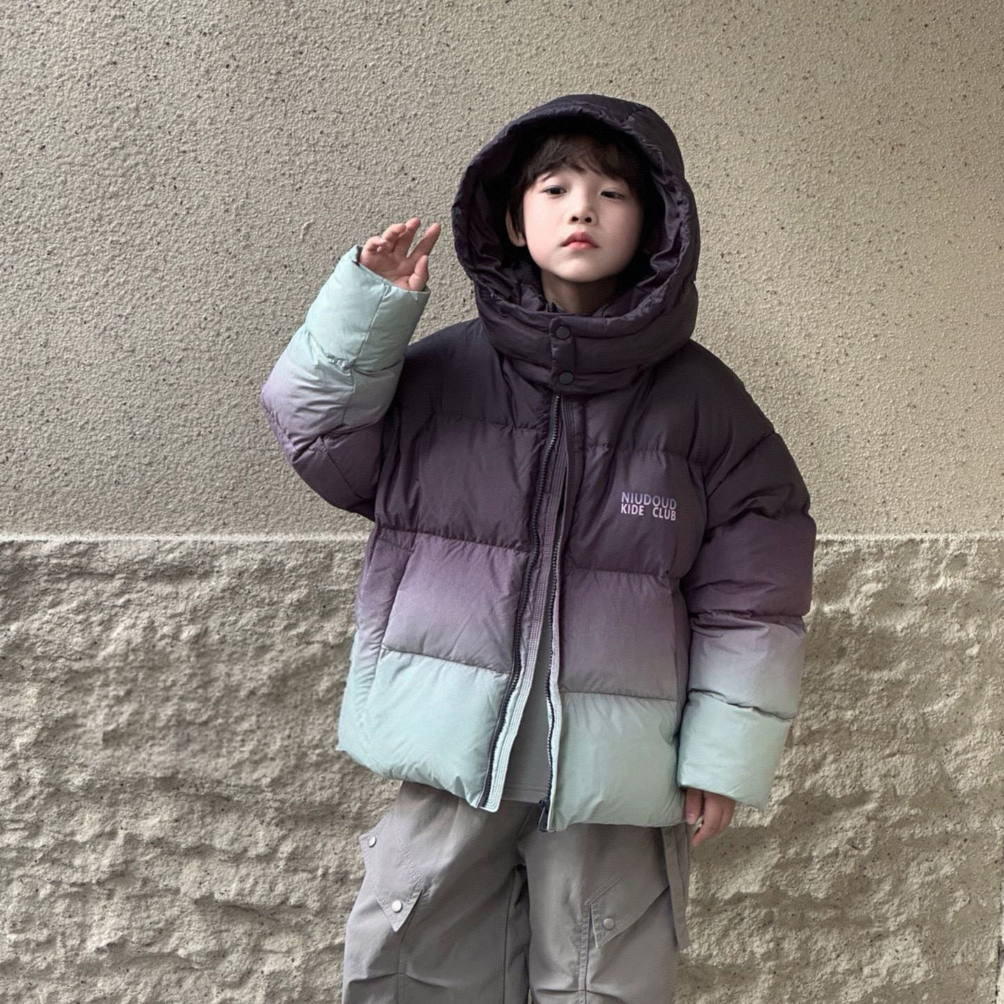 牛哆哆童装儿童羽绒服2025冬新款中大童渐变加厚外套白鸭绒65139,童装/婴儿装/亲子装,羽绒服,淘宝优惠券,粉丝福利购,淘宝优惠卷