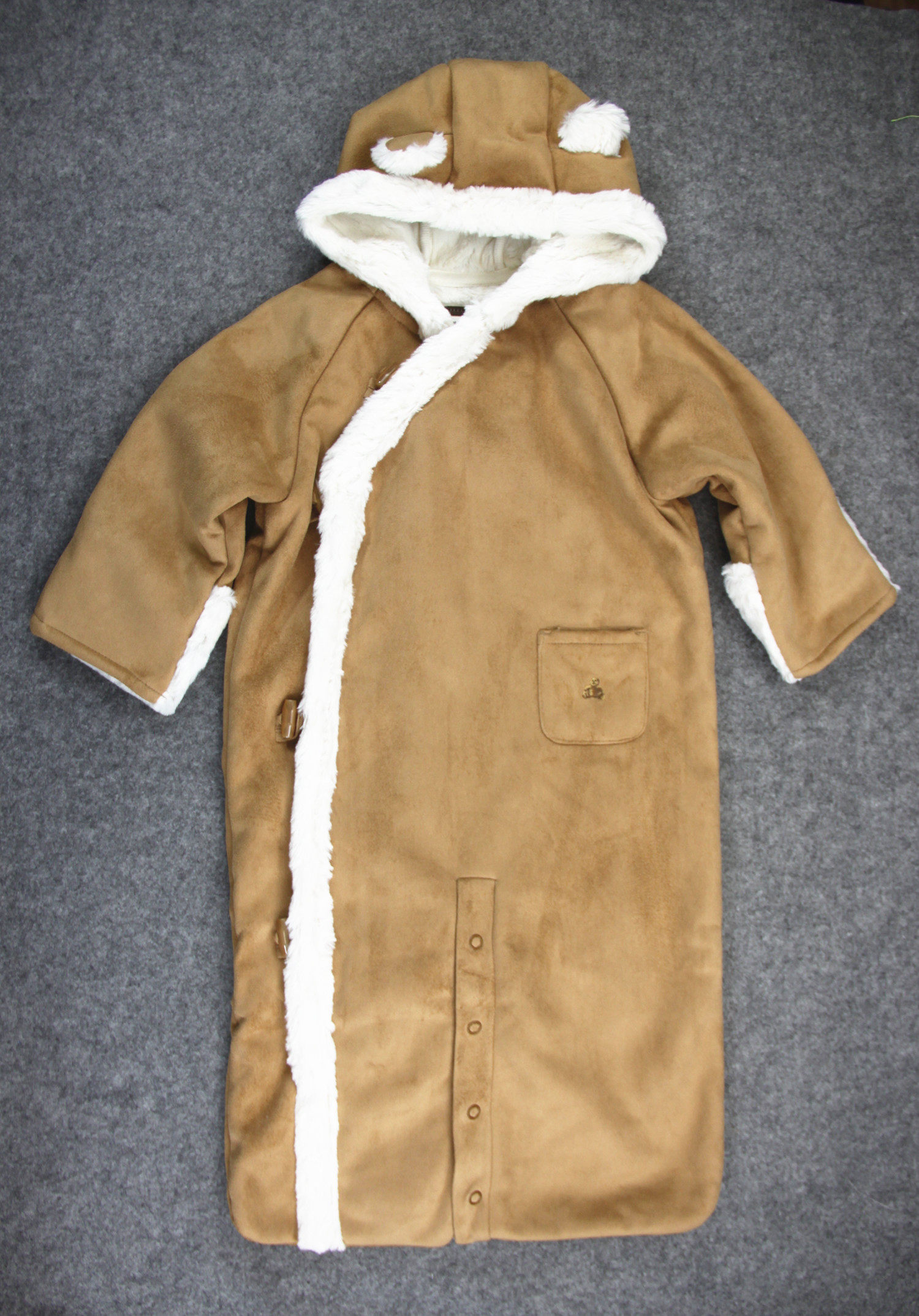 日系婴儿连帽睡袋长袖爬服牛角扣侧开仿皮加厚加绒新生儿连体长爬