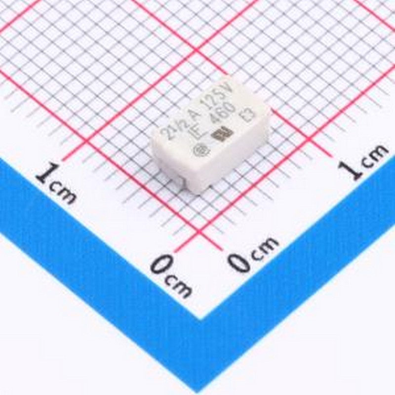 046002.5UR 一次性保险丝 2.5A 125V SMD,7.2x4.3mm