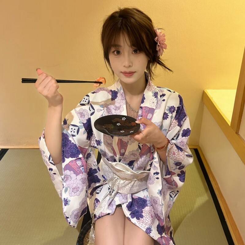 神明少女和服女正装改良紫色写真