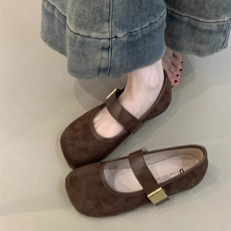 法式复古绒面浅口单鞋女2026年春秋季新款温柔仙女风平底玛丽珍鞋