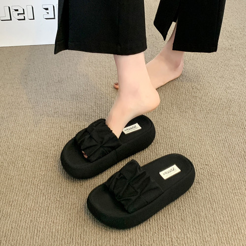 新款小个子超火沙滩人字拖