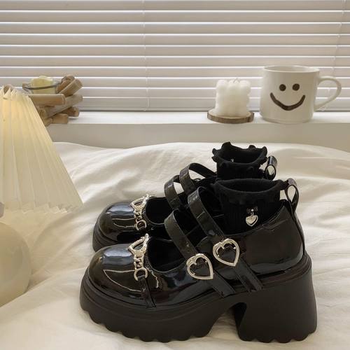 小众设计感甜酷爱心玛丽珍鞋2025年春秋新款仙女风厚底增高小皮鞋