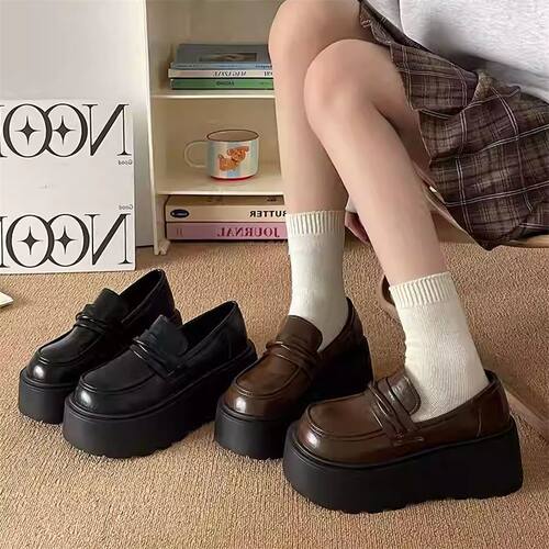 脚蹬爆款乐福鞋子英伦单鞋