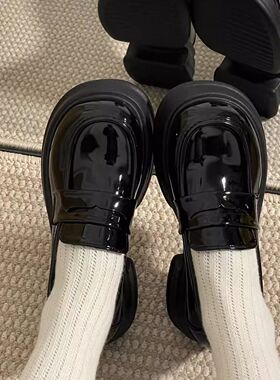 黑色厚底乐福鞋女2026新款软皮英伦风百搭jk小皮鞋一脚蹬软底单鞋