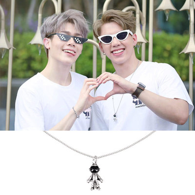 FortPeat同款宇航员吊坠项链男女