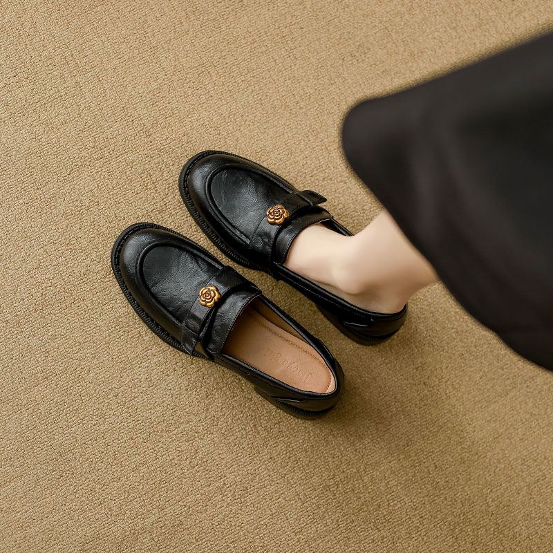 手抓牛皮~软皮不累脚乐福小皮鞋