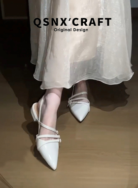 牛皮版~绝美法式尖头浅口单鞋女2026新款低跟搭扣通勤鞋白色女鞋