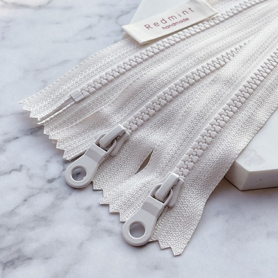 5#YKK拉链树脂闭尾服装袖袋口半开领包袋鞋靴睡袋古典头米白571