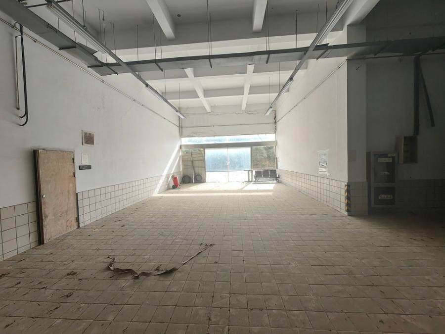 5月8日芜湖市销售服务公司土地使用权和地上建筑物及其他附属物网络拍卖公告