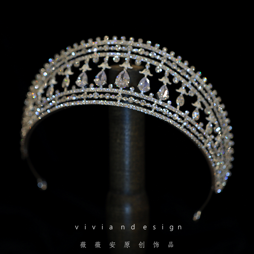 薇薇安皇冠水钻锆石宫廷风闪闪