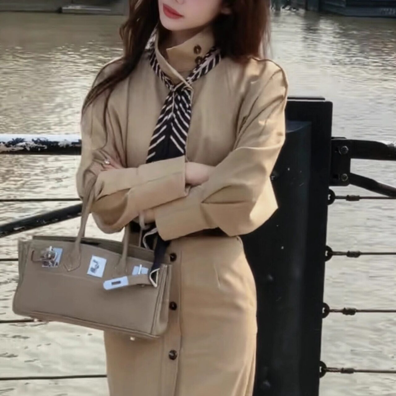 【大欢欢专享】高级感气质立领风衣连衣裙女春秋款法式心机外套